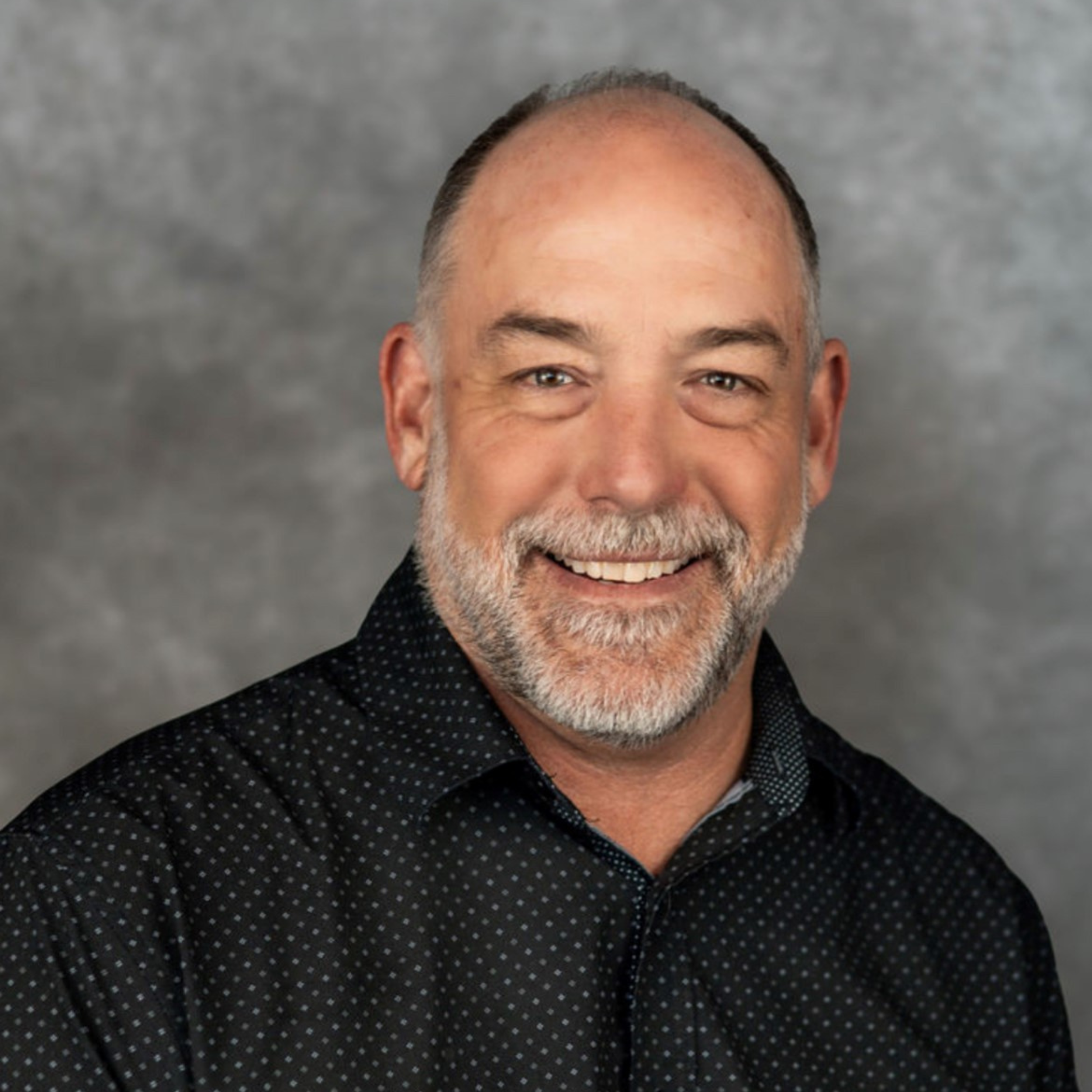 Portrait of Dan Forbes 