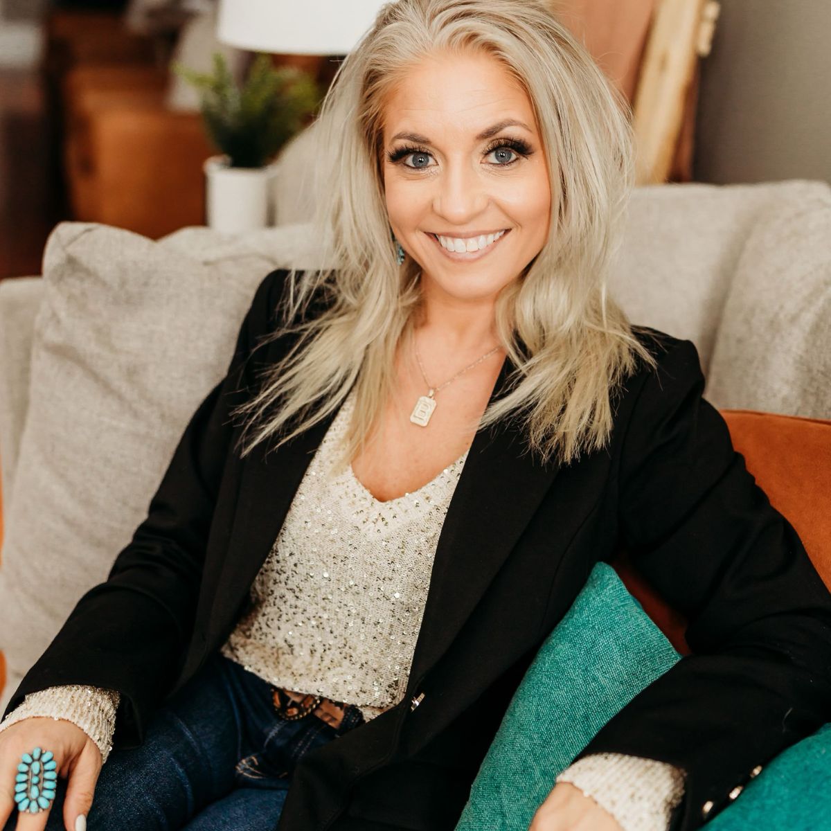 Portrait of Heather Bastunas
