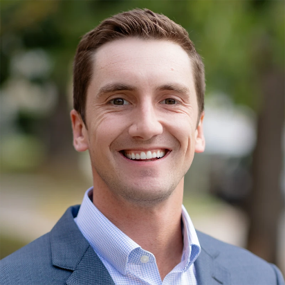 Adam Peebles Headshot
