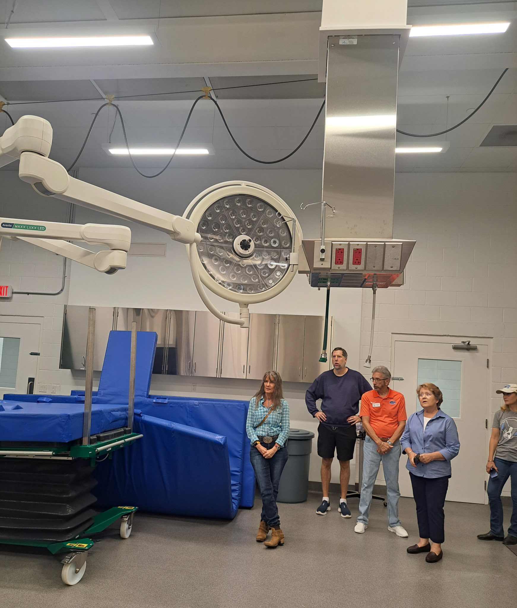 Operating room at WEC UF Veterinary hospital