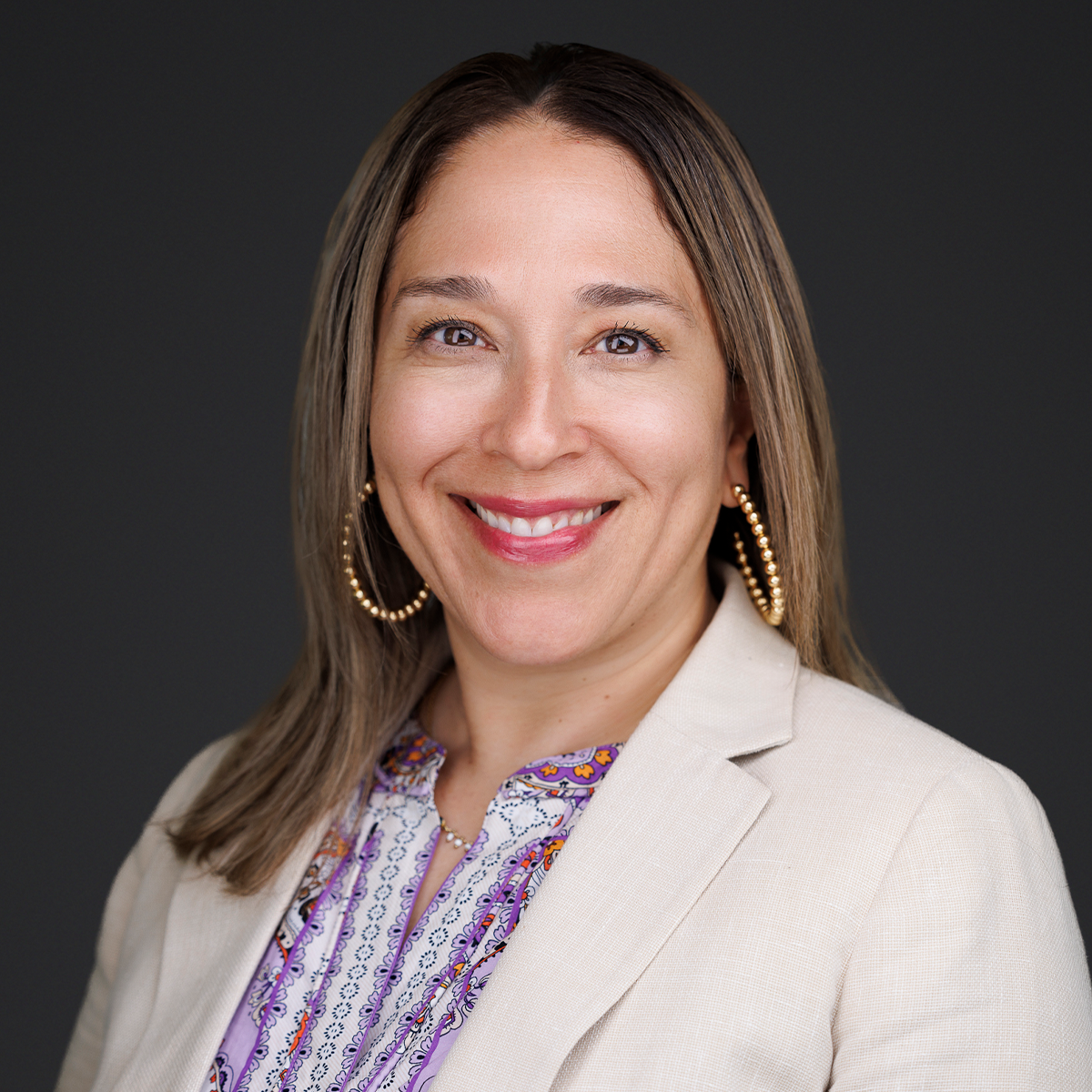 Headshot of Lisa Almanza