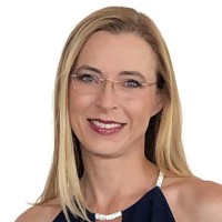 Headshot of Donna Settle