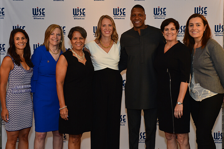 Awardees at the WISE WWOY 2018 Luncheon