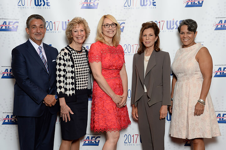 Ted Leonsis, Buffy Filippell, Doris Burke, Amy Trask and Kathleen Francis group photo at the 2017 annual luncheon