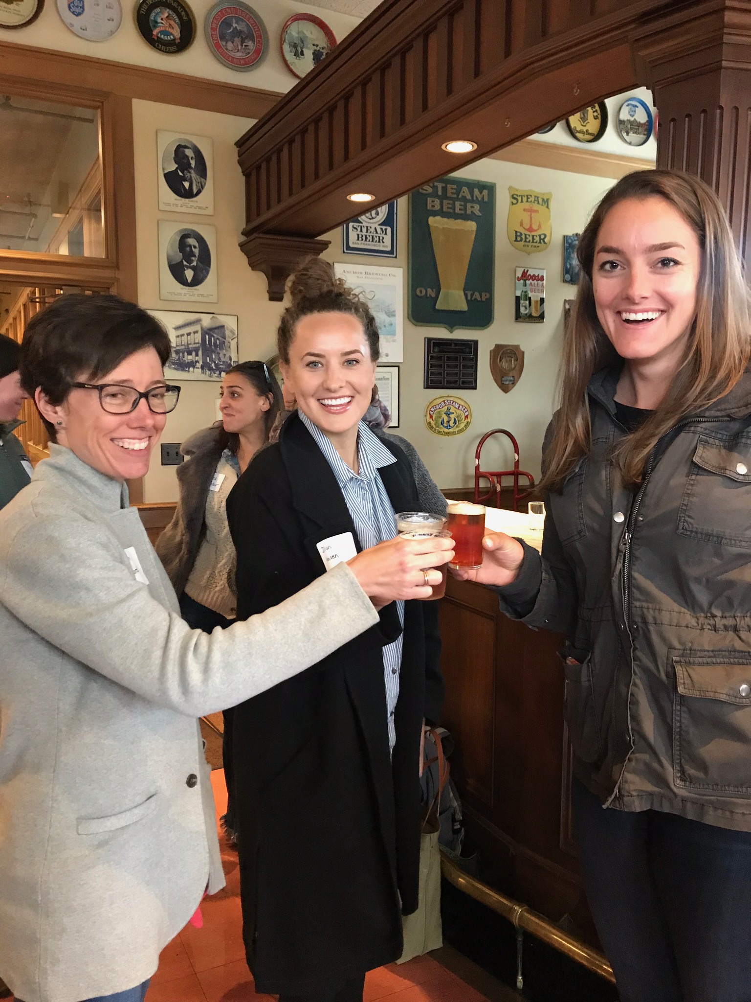 WISE SF Bay Area members at the WISE On Tap event at the 