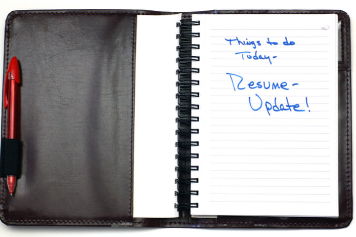 "Things to do Today - Resume Update!" Written in a notebook