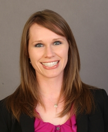 Headshot of Elisabeth Aydelotte